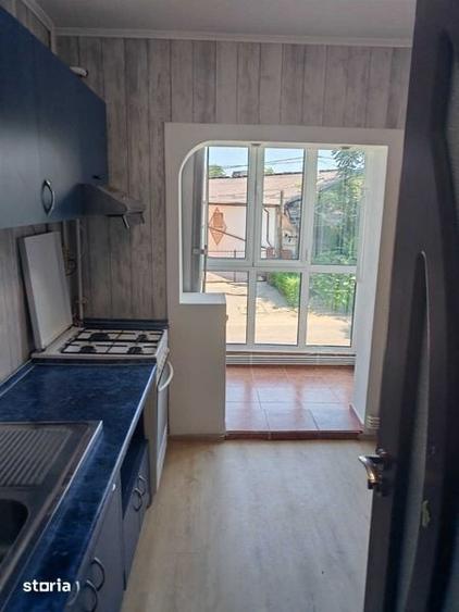 Apartament cu 2 camere decomandat în Rovine