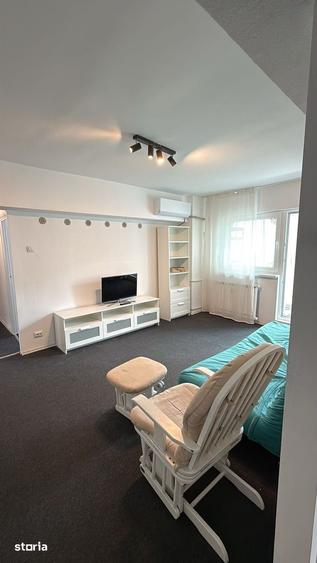 Apartament cu 3 camere în Pantelimon