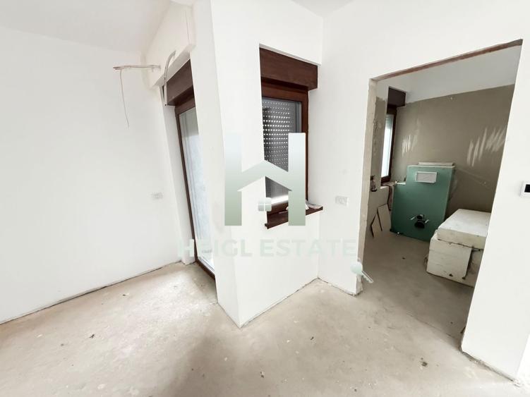 Apartament cu 3 camere decomandat în Giroc