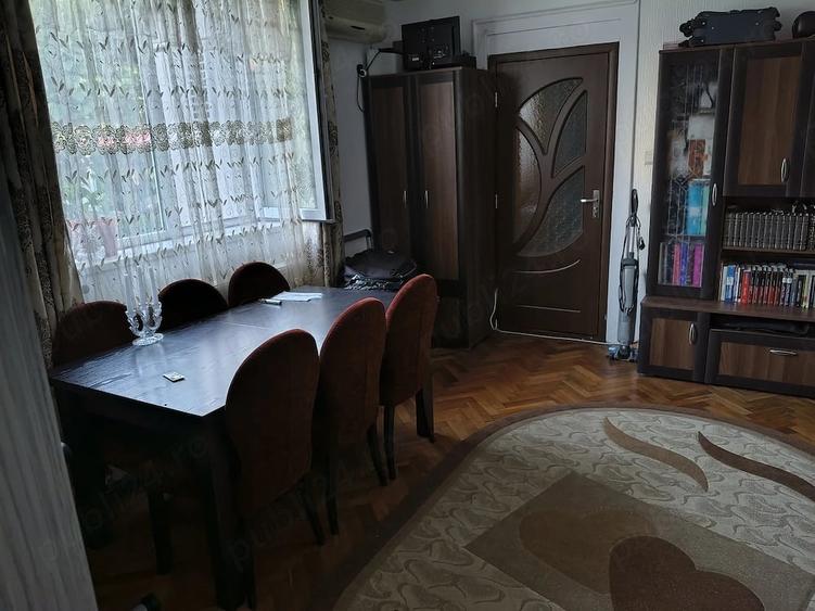 Apartament cu 3 camere semidecomandat în Șagului