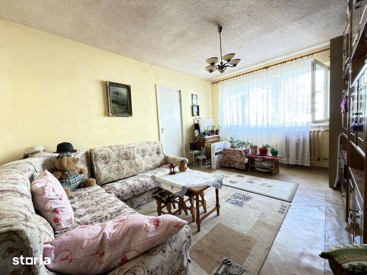 Apartament cu 3 camere nedecomandat în Circumvalațiunii