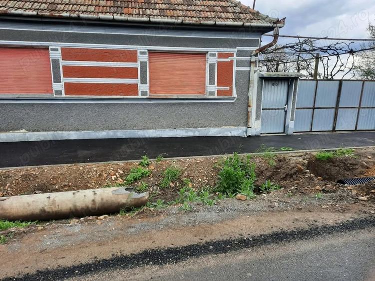 Casă cu 5 camere în Tulca