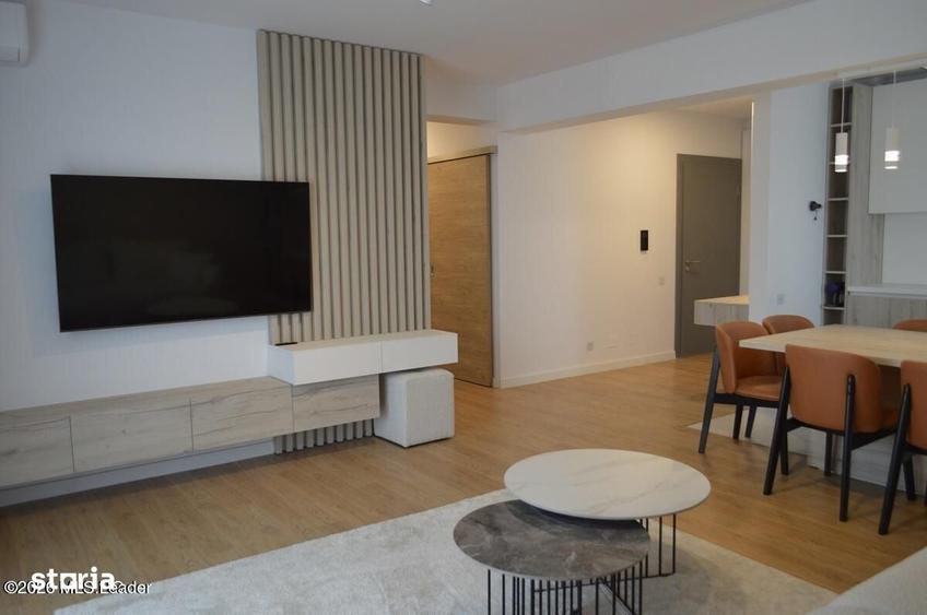 Apartament cu 3 camere, mobilat în Negru Vodă