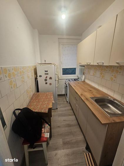 Apartament cu 2 camere, mobilat în Gara de Nord