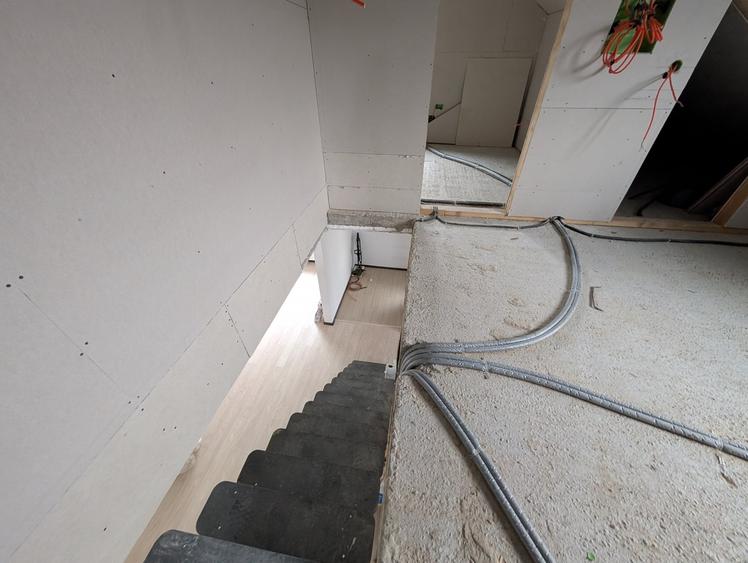 Casă individuală cu 3 camere cu Teren 390 Mp în Nord