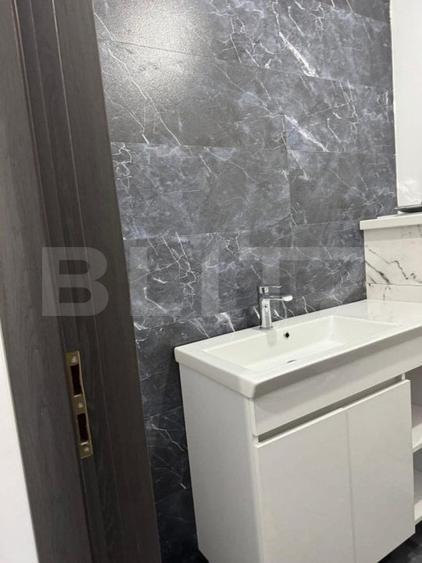 Casă individuală cu 5 camere cu Canalizare în Cârcea