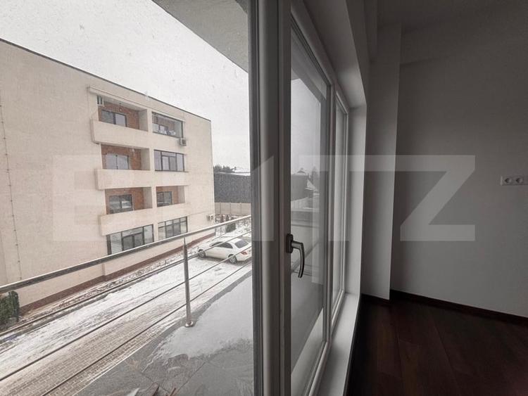 Apartament cu 3 camere decomandat în Viforâta