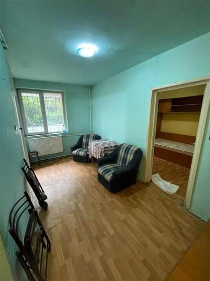 Apartament cu 2 camere semidecomandat în Brâncoveanu