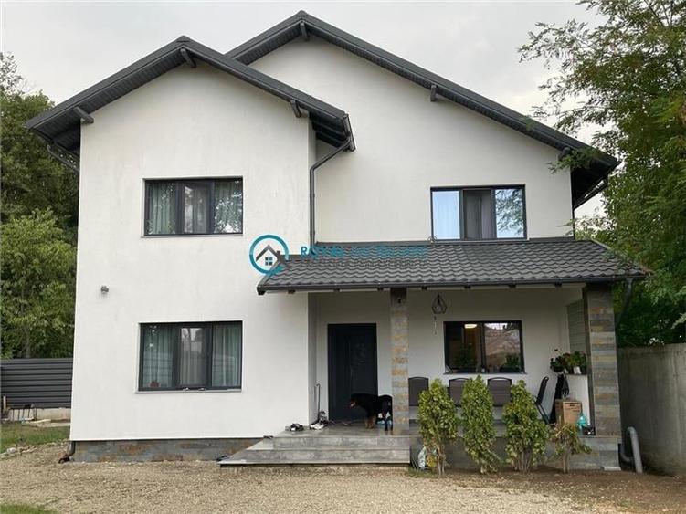 Casă individuală cu 4 camere cu Teren 1200 Mp în Puchenii Mici
