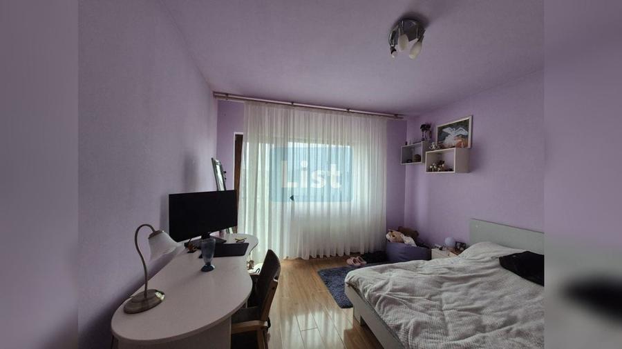 Casă cu 6 camere cu Canalizare în Dezmir
