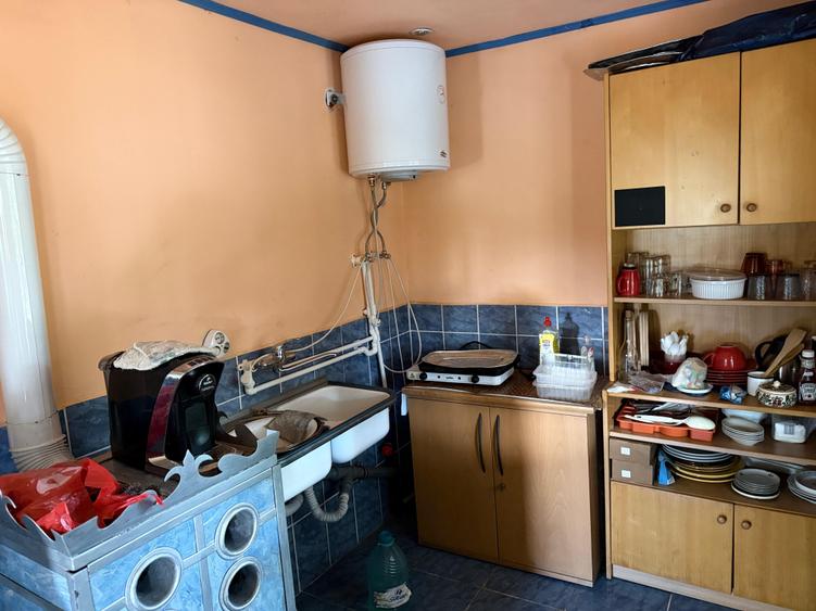 Casă individuală cu 1 camere cu Teren 1924 Mp în Exterior Sud