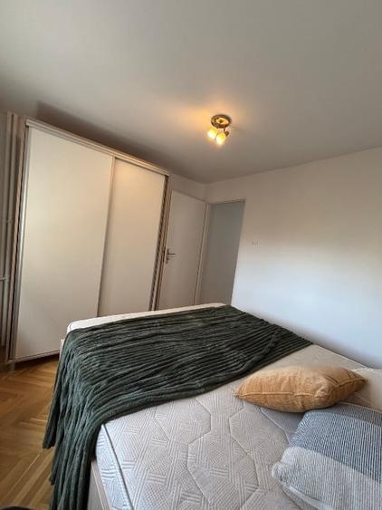 Apartament cu 2 camere decomandat, mobilat în Arcul de Triumf