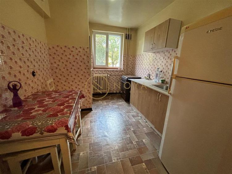 Apartament cu 4 camere decomandat, mobilat în Domenii