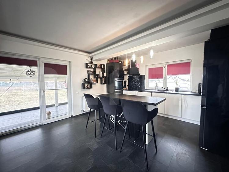 Casă individuală cu 7 camere cu Teren 1350 Mp în Bod