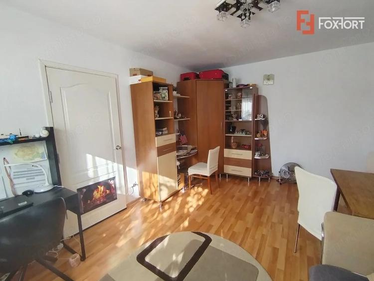 Apartament cu 2 camere semidecomandat în Șagului