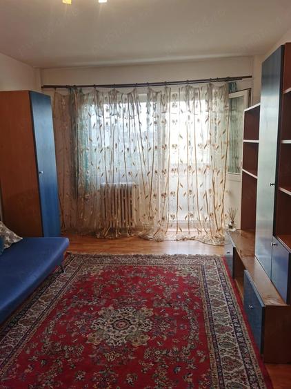 Apartament cu 3 camere decomandat în Mărăști