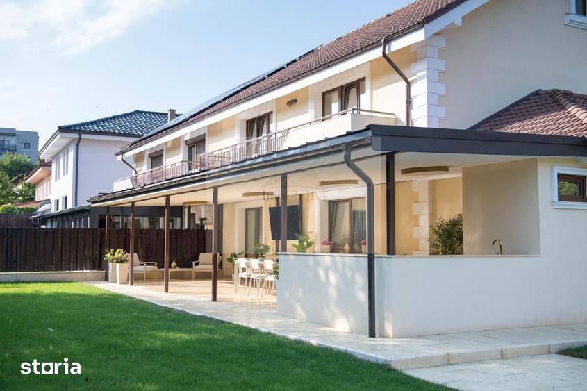 Casă cu 5 camere decomandat cu Teren 7 Mp în Borhanci