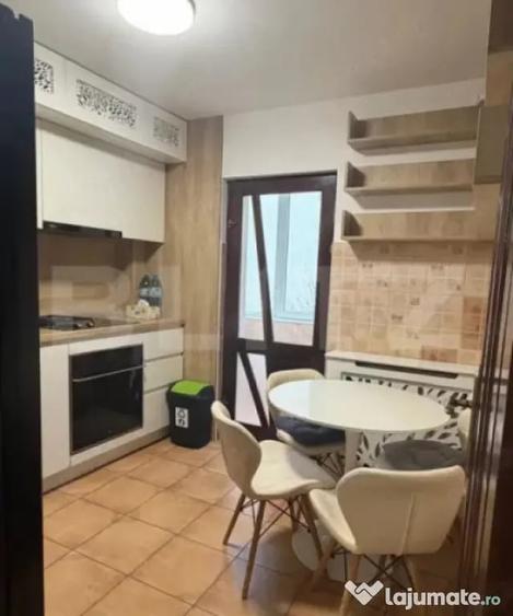 Apartament cu 3 camere decomandat în Obcini