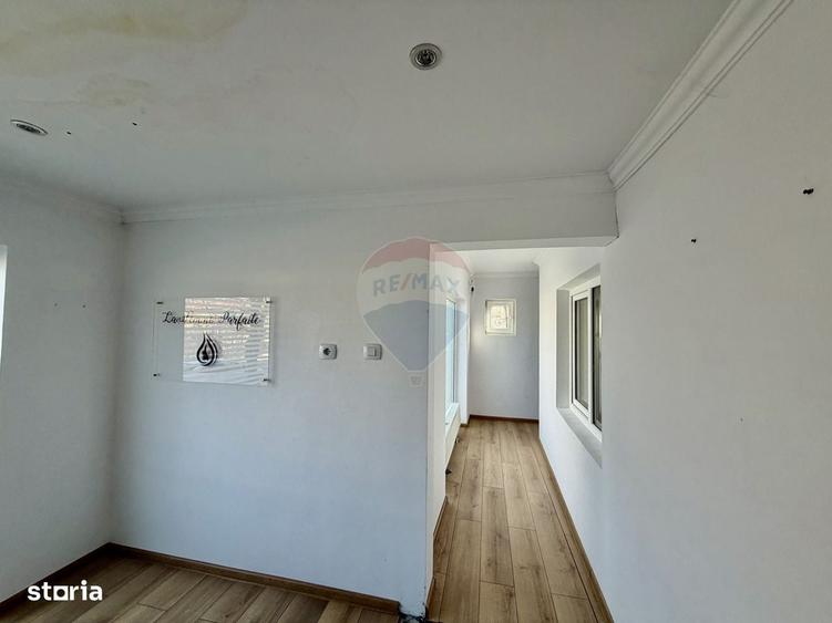 Spațiu comercial, de 100 mp, în Central