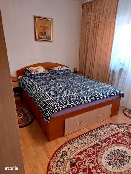 Apartament cu 3 camere decomandat în Nerva Traian