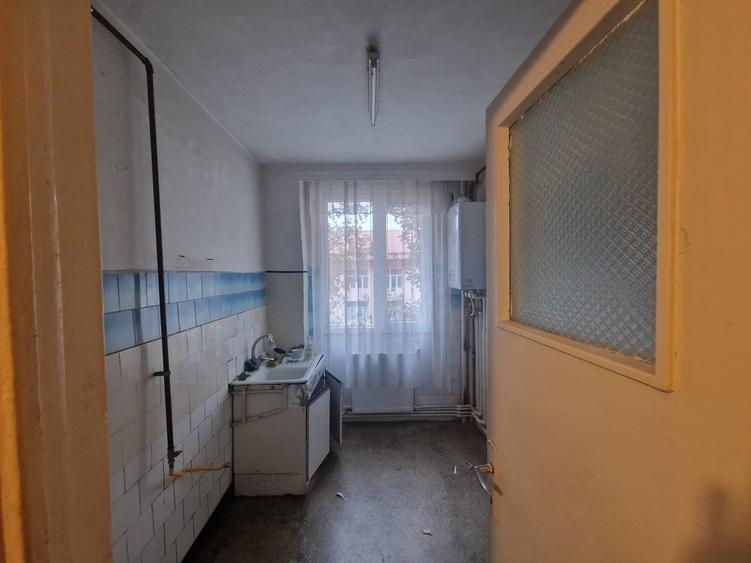 Apartament cu 2 camere semidecomandat în Ultracentral