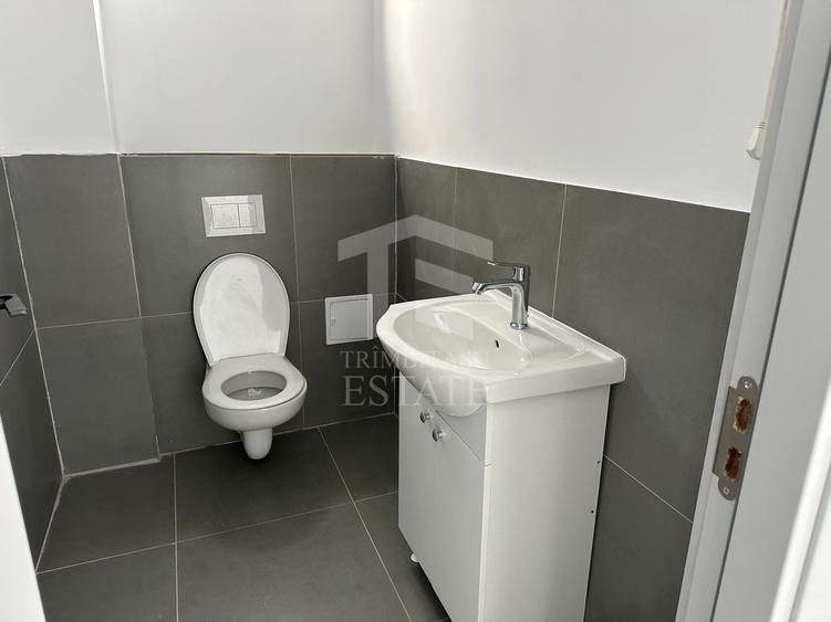 Spațiu industrial, de 550 mp, în Rudeni