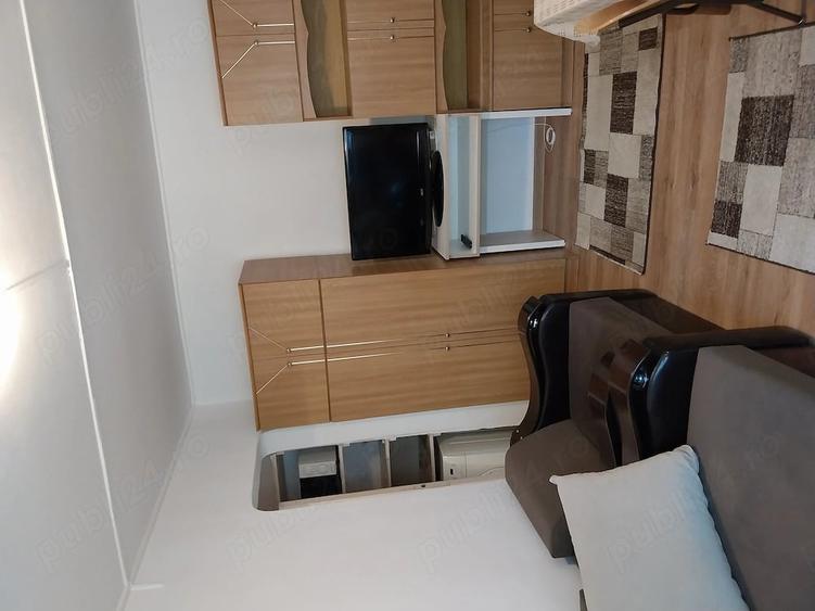 Apartament cu 2 camere semidecomandat în Solidarității