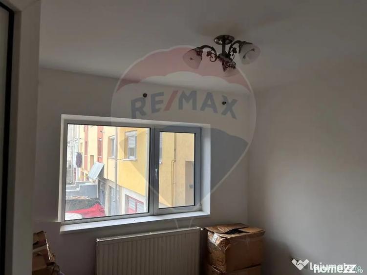 Spațiu comercial, de 100 mp, în Republicii