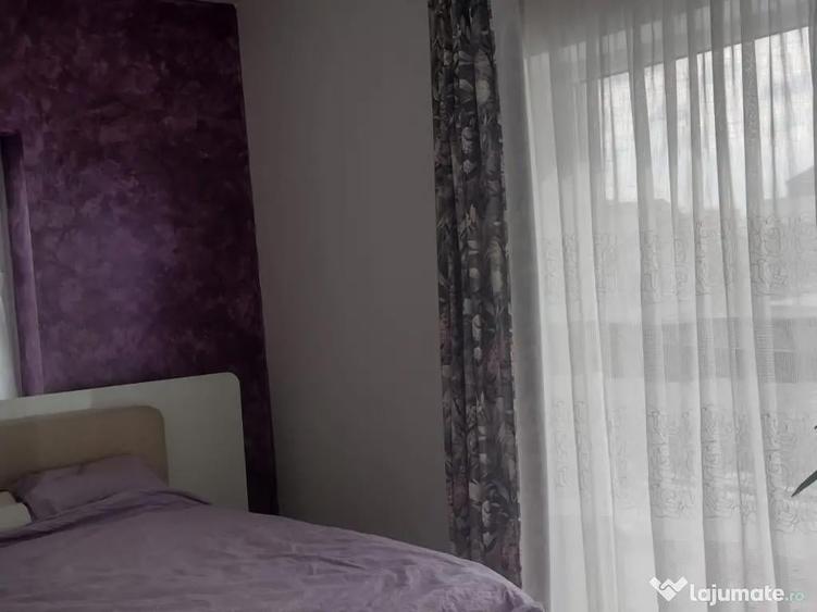 Casă cu 5 camere în Bartolomeu
