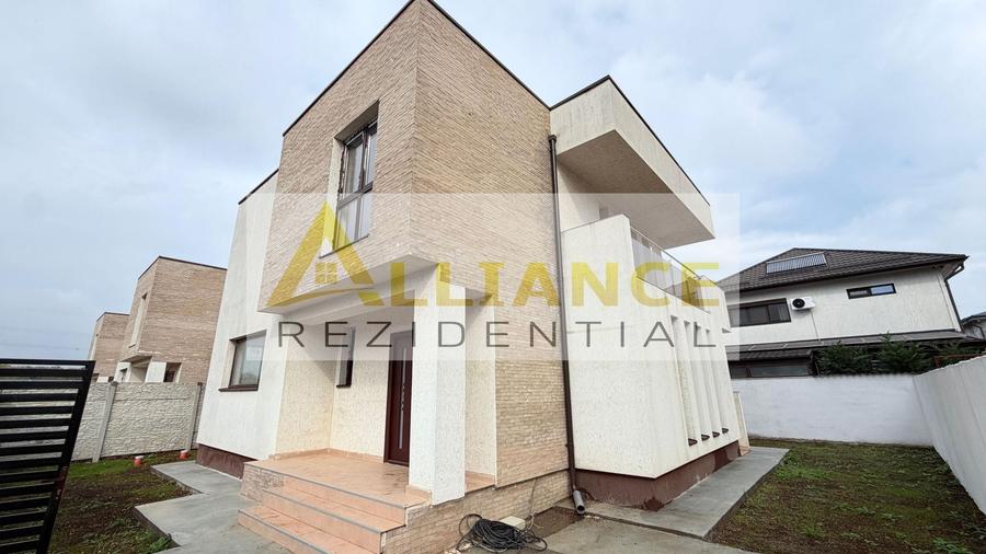 Casă individuală cu 5 camere cu Teren 300 Mp în Berceni