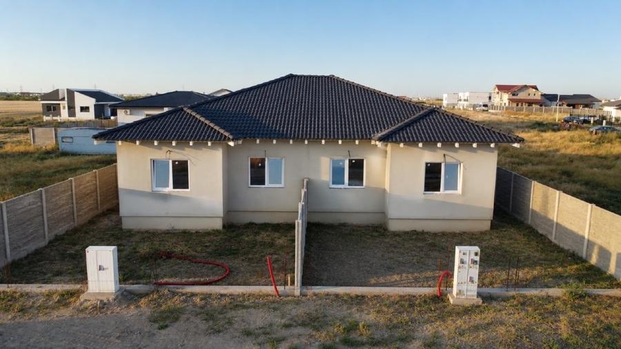 Duplex cu 5 camere cu Canalizare în Calea Urseni