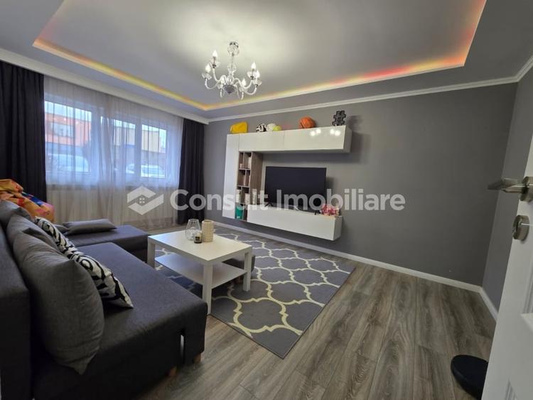 Apartament cu 3 camere decomandat, mobilat în Mărăști