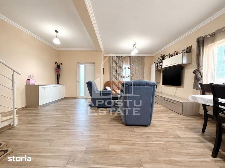 Casă cu 4 camere cu Teren 170 Mp în Sânmihaiu Român