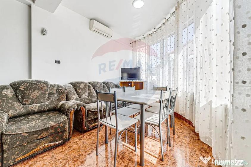 Apartament cu 3 camere decomandat în Boul Roșu