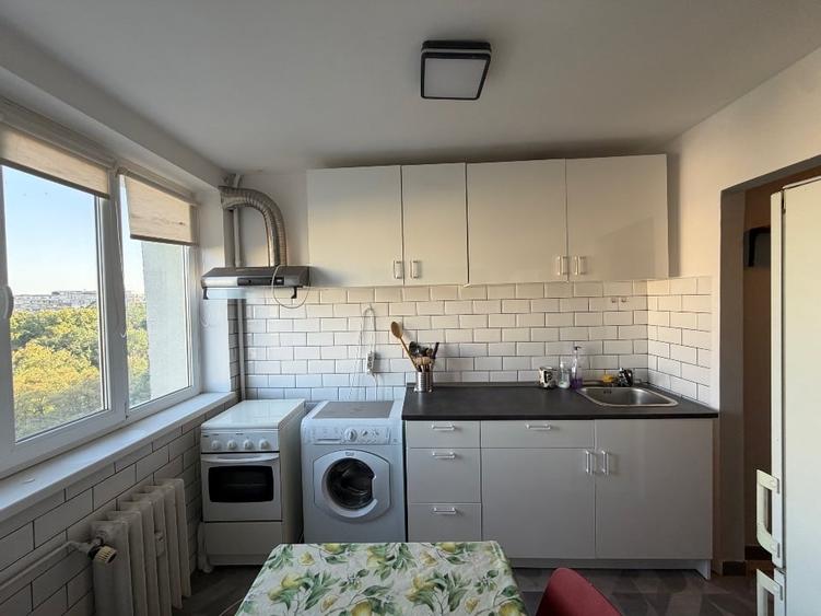Apartament cu 2 camere semidecomandat, mobilat în Gorjului