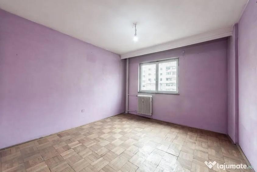 Apartament cu 3 camere decomandat în Nord