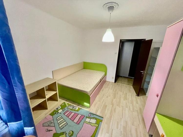 Apartament cu 3 camere decomandat, mobilat în Iancului