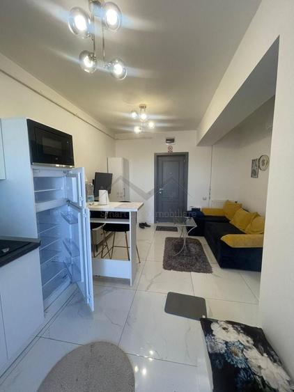 Apartament cu 2 camere semidecomandat în Central