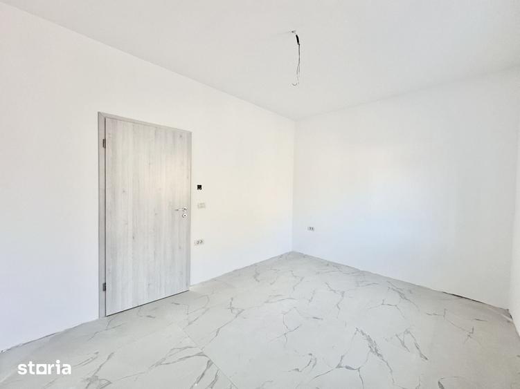 Casă cu 3 camere cu Teren 250 Mp în Moșnița Nouă