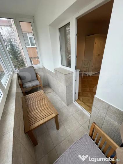 Apartament cu 3 camere decomandat în Obcini