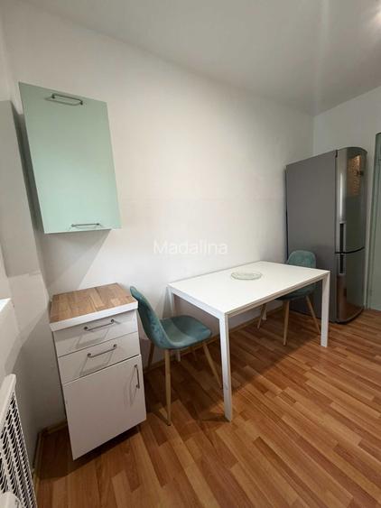 Inchiriez apartament 2 camere decomandat Trapezului / Sector 3