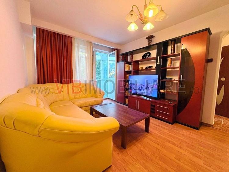 Apartament cu 2 camere decomandat în Pajura