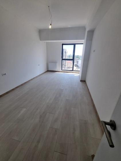 Apartament cu 3 camere decomandat în Inel II
