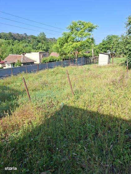 Casă cu 3 camere în Bujor
