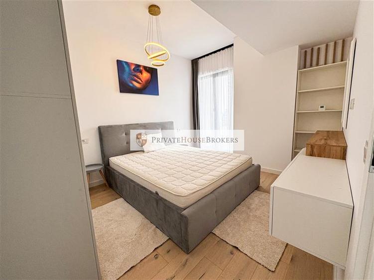 Apartament cu 2 camere semidecomandat, mobilat în Pipera