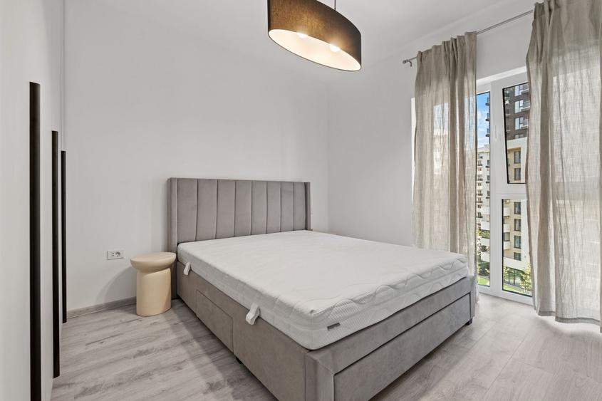 Apartament cu 2 camere semidecomandat, mobilat în Metalurgiei