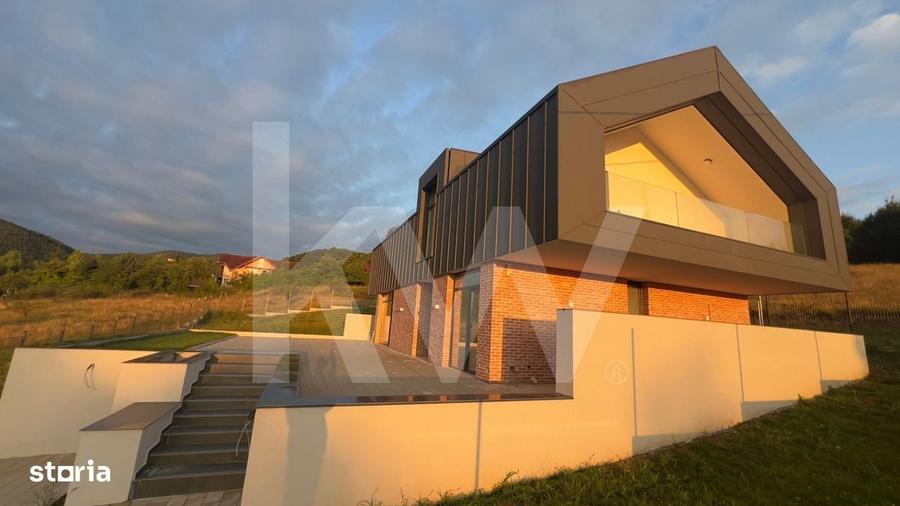 Casă cu 4 camere în Cisnădioara