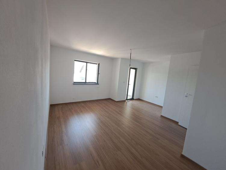 Casă cu 3 camere în Exterior Sud