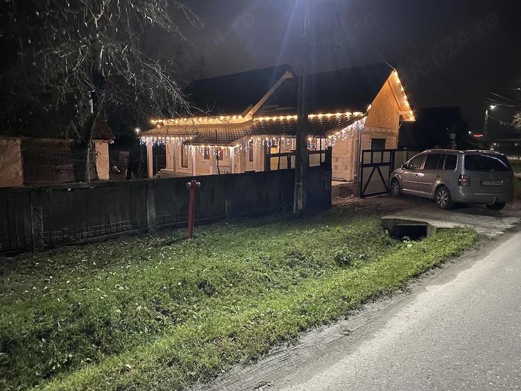 Casă cu 3 camere cu Teren 30 Mp în Salatiu
