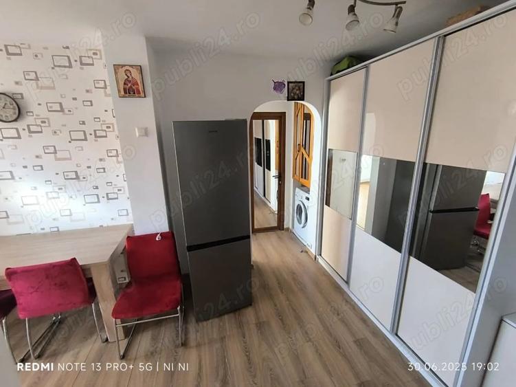 Apartament cu 2 camere decomandat în Central